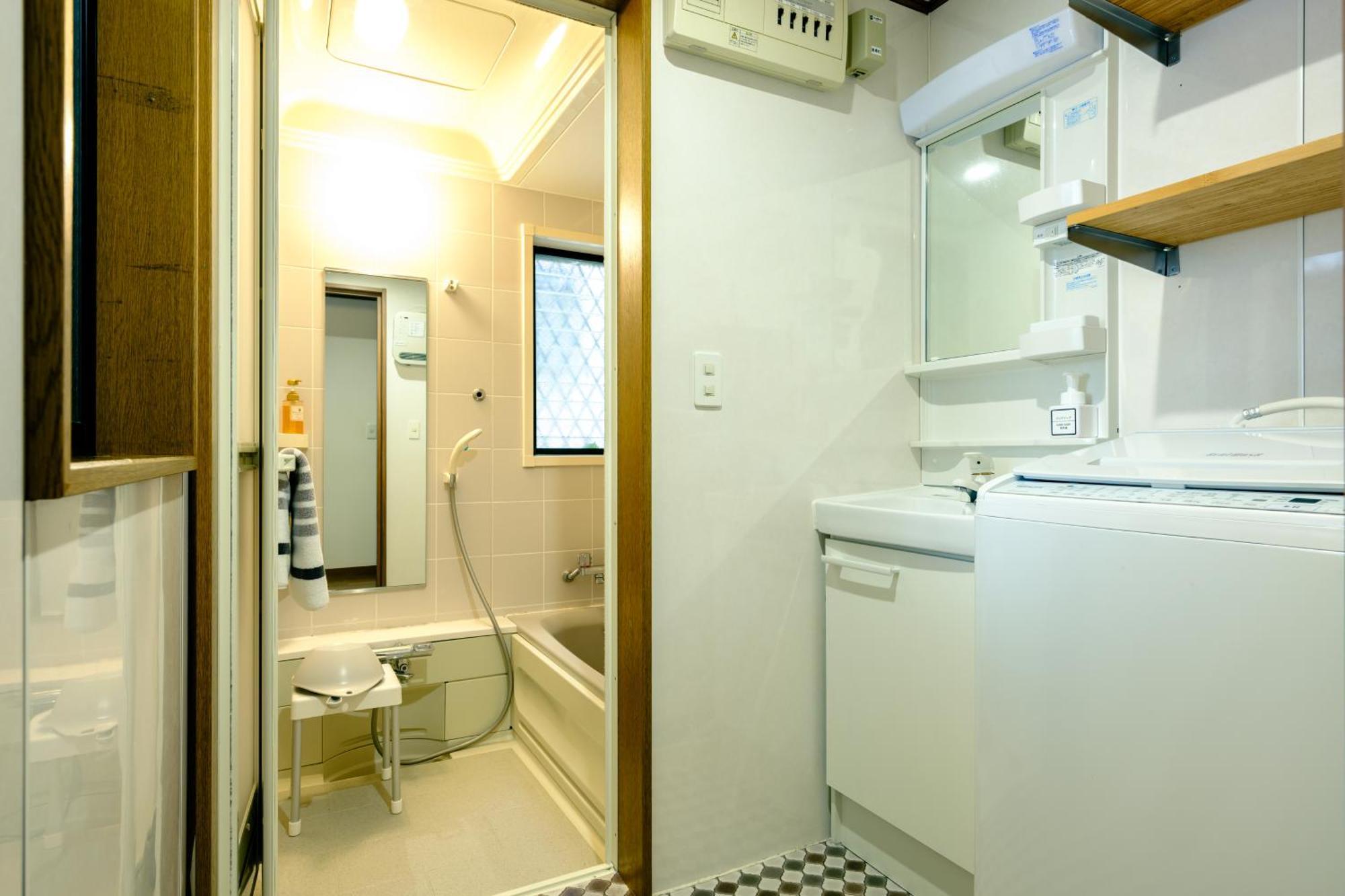 Appartamento Ikken House Tokyo Esterno foto